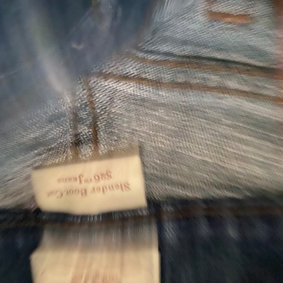 Levi’s 526 Slender Boot Cut - Picture 14 of 16